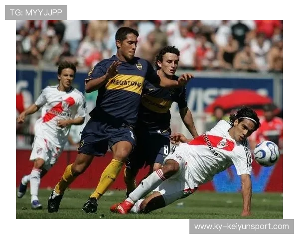 河床队战平劲敌，主帅对球员表现表示满意，河床队什么水平